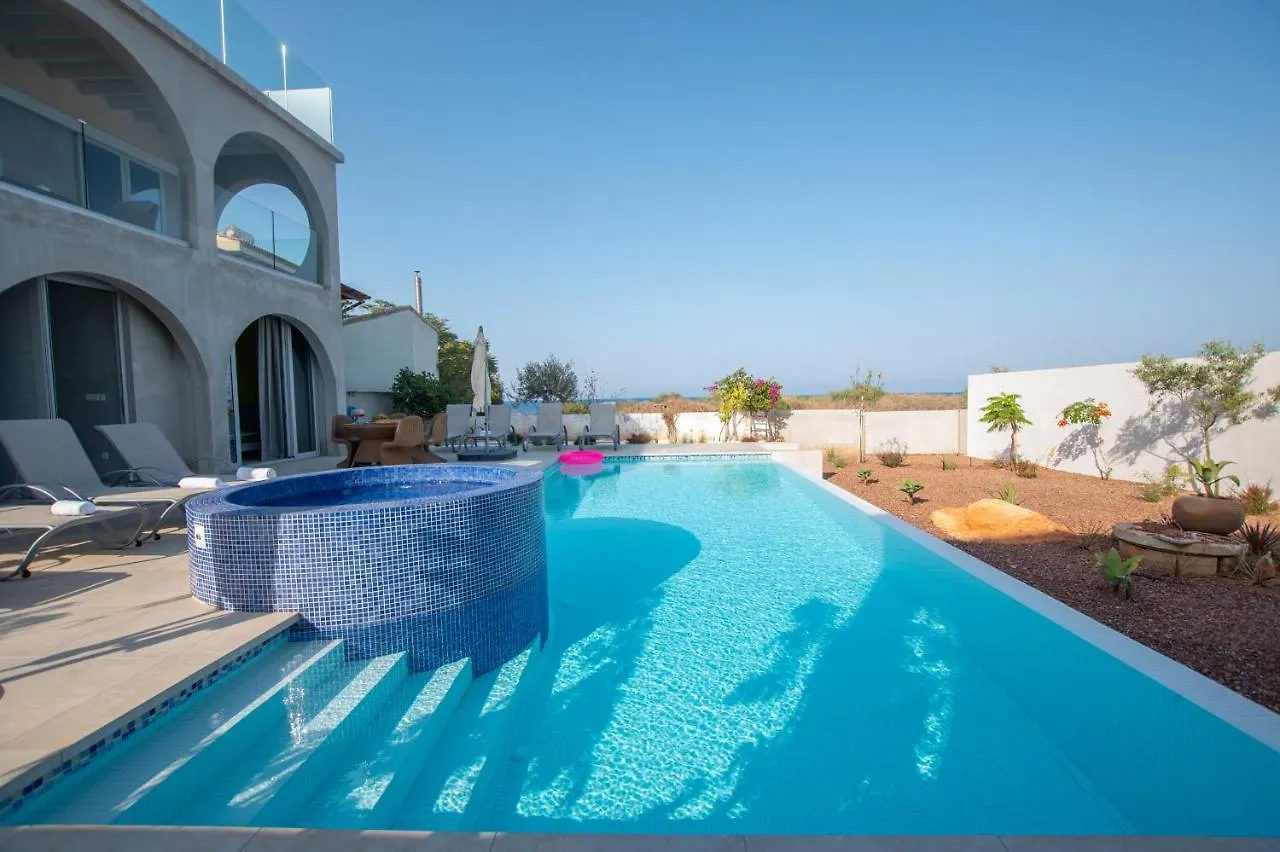 הוילה Protaras Art House Seviews