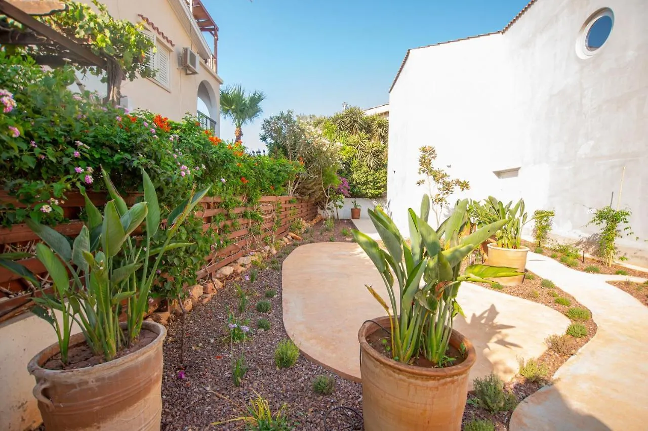 Protaras Art House Seviews Villa